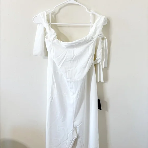 LULUS Luxe Behavior White Off-the-Shoulder Tie-Strap Cropped Jumpsuit Sz XL NWT - Picture 4 of 12